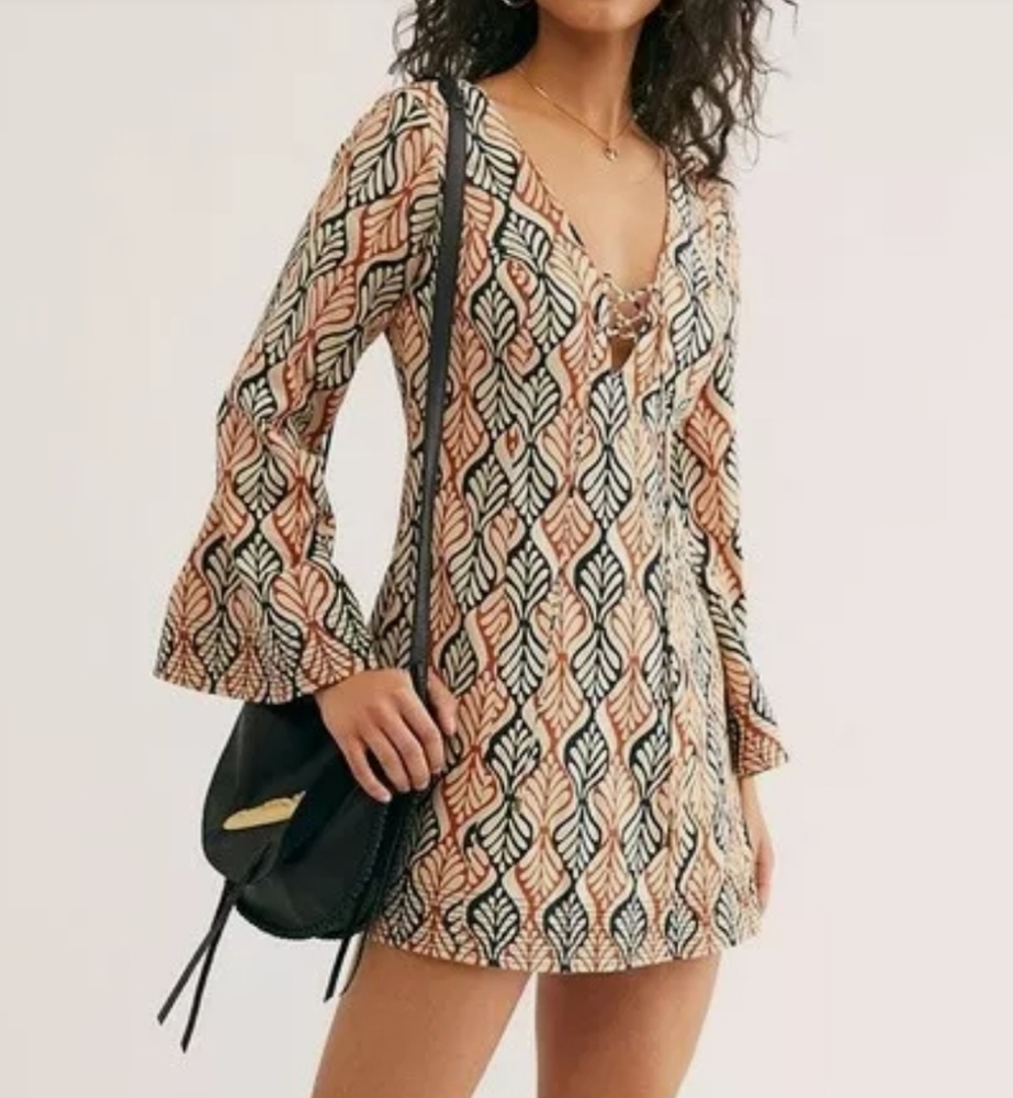 FREE PEOPLE × Gia Shift Dress Tea Combo